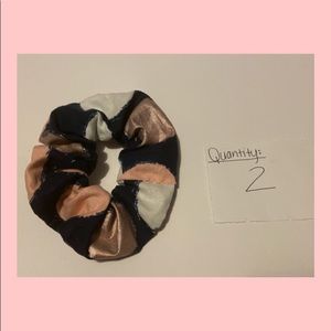 Scrunchie #20